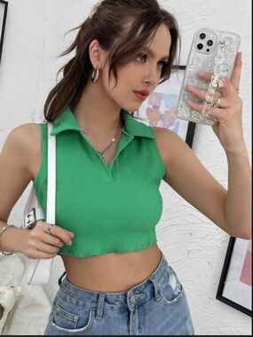 Urban Outfitters Emerald Green Ribbed Sleeveless Button-Up Top